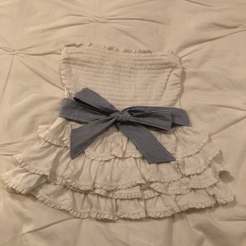 🔥5 FOR $25🔥 Strapless Ruffle Stretch Top